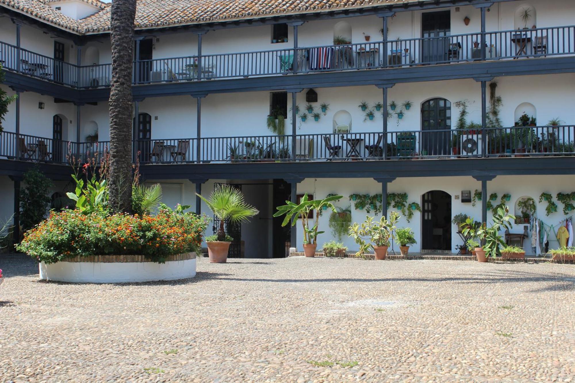 Conde Central Courtyard By Valcambre Севілья Екстер'єр фото